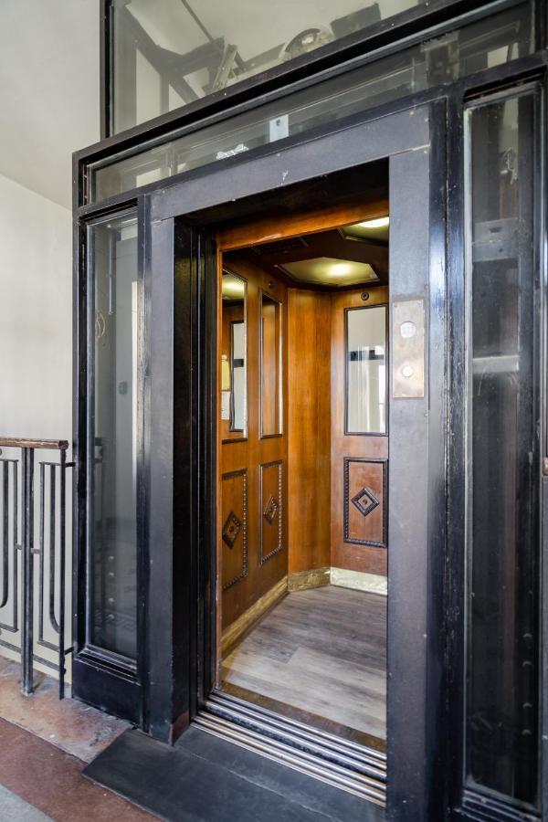 Basilika View Elegant Suite Need Reservation For Free Parking Budapest Ngoại thất bức ảnh